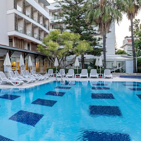 Trendy Side Beach Hotels